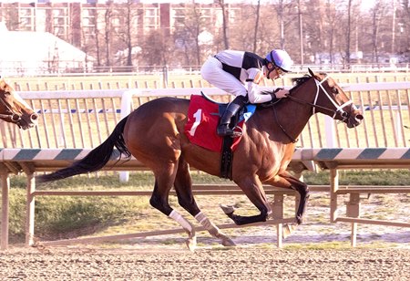 Cruz Ramirez wins maiden special weight at Laurel Park