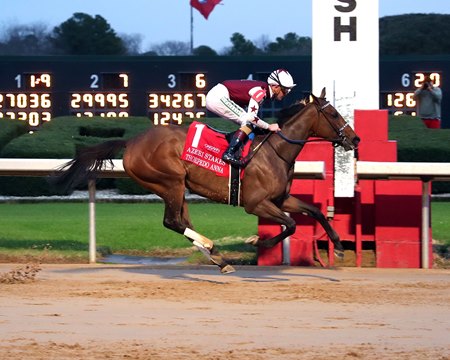 Thorpedo Anna wins the Azeri Stakes at Oaklawn Park