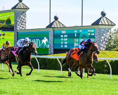 Test Score wins the Transylvania Stakes at Keeneland