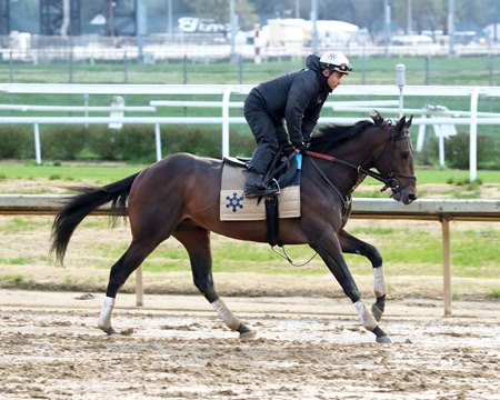 Flying Mohawk training at Churchill Downs