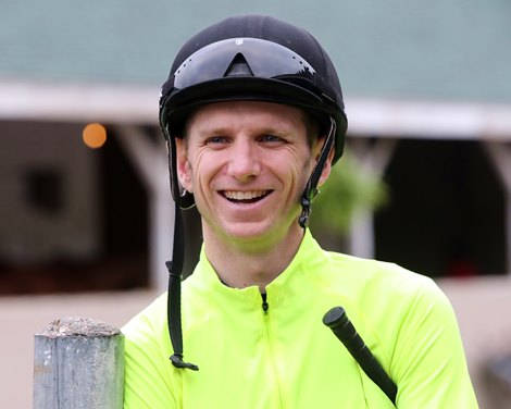 Loveberry's 2,000th Win Earns Jockey of the Week Honors