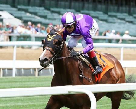 Outfielder scores on debut at Churchill Downs