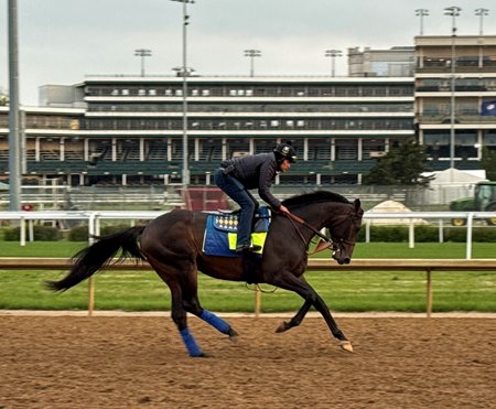 Goal Oriented trains at Churchill Downs