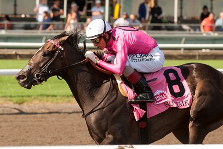 No Time wins the Woodbine Oaks