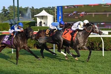 Fidelightcayut wins the 12th race at Saratoga Race Course on Aug. 9