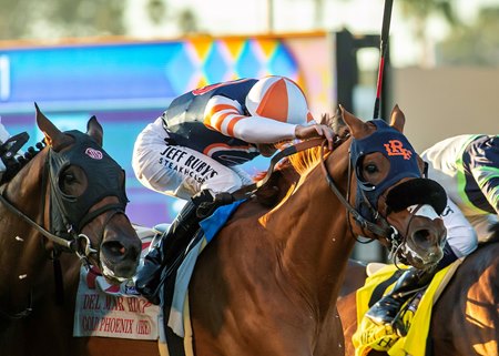 Gold Phoenix wins the Del Mar Handicap at Del Mar