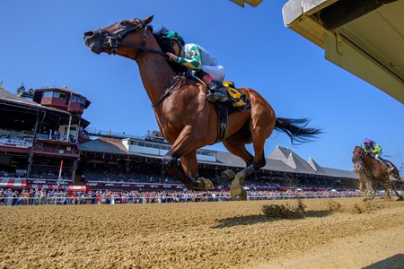 Golden Tornado wins on debut at Saratoga Race Course