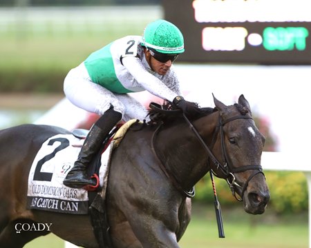 As Catch Can wins the Old Dominion Oaks at Colonial Downs