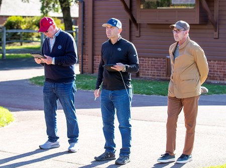 (From left): Bloodstock agent Mike Ryan and trainer Chad Brown at the Tattersalls October Sale