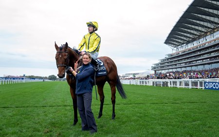 Powerful Glory wins the British Champions Sprint Stakes at Ascot Racecourse