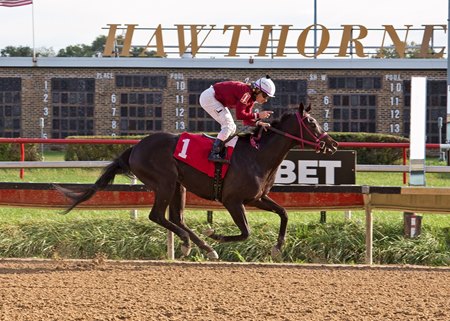 Fight the Power prevails in the 2025 Jim Edgar Illinois Futurity at Hawthorne Race Course