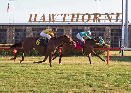 Racing at Hawthorne Race Course