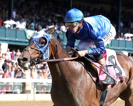 Bella Ballerina wins her debut at Keeneland
