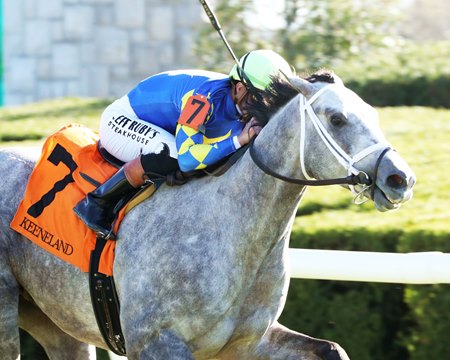 Fulleffort wins an allowance at Keeneland