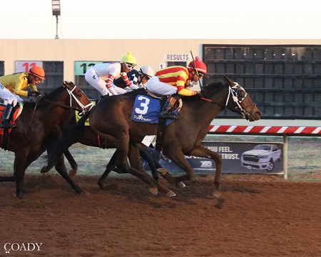Brotha Keny wins the Zia Park Derby at Zia Park