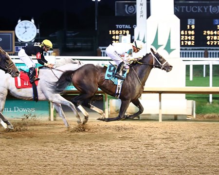 Navajo Warrior wins an allowance race at Churchill Downs