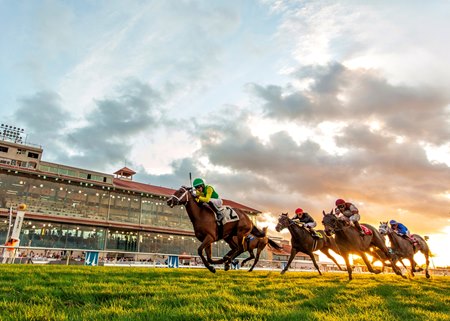 Racing at Fair Grounds Race Course