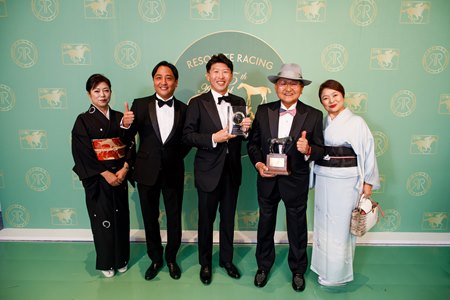 Connections celebrate Forever Young being named champion older dirt male at the Eclipse Awards