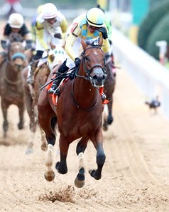 Strategic Risk wins the Smarty Jones Stakes at Oaklawn Park