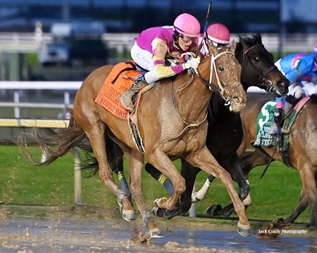 Perfect Shot wins the Houston Ladies Classic Stakes at Sam Houston Race Park