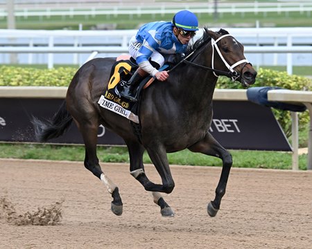 On Time Girl wins the Forward Gal Stakes at Gulfstream Park