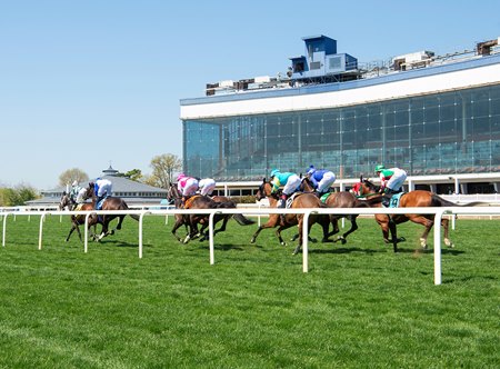 Racing at Laurel Park