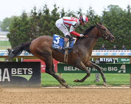 Growth Equity wins the Peter Pan Stakes at Aqueduct Racetrack