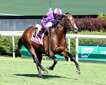 Outfielder wins the William Walker Stakes at Churchill Downs
