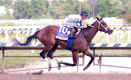 My Miss Mo wins the George E. Mitchell Black-Eyed Susan Stakes at Laurel Park
