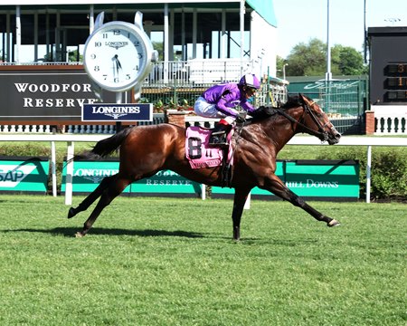Outfielder wins the William Walker Stakes at Churchill Downs