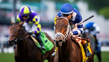 Stark Contrast wins the American Turf Stakes at Churchill Downs