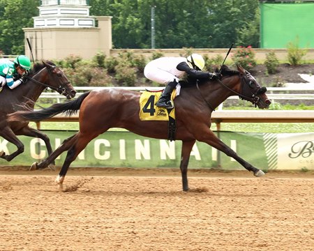 Techwerkian wins a maiden special weight at Belterra Park