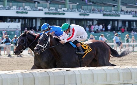 East Avenue (outside) edges Bishops Bay in the Salvator Mile Stakes at Monmouth Park