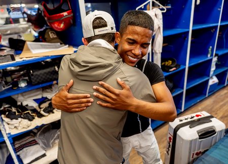 Yedsit Hazlewood says his goodbyes at Laurel Park