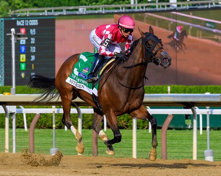 Nitrogen romps in the Ogden Phipps Stakes at Saratoga Race Course