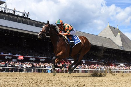 Libby Lloyd wins at Saratoga Race Course