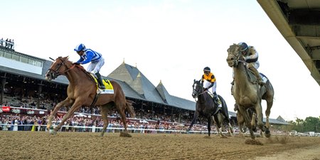 My Gun's Loaded (outside) wins the Alabama Stakes at Saratoga Race Course