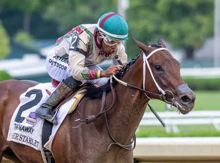 Summer Starlet wins the Spinaway Stakes at Saratoga Race Course