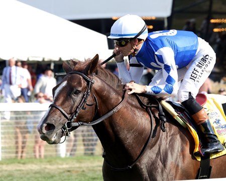 Caroline St. Beat takes the Nashville Derby Invitational Stakes at Kentucky Downs