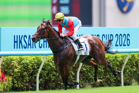 Ka Ying Rising smashes Sha Tin’s 1200m course record with a 21st consecutive victory