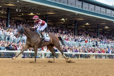 Nitrogen wins the Breeders' Cup Distaff at Keeneland