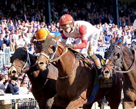 Dr. Kapur wins the Perryville Stakes at Keeneland