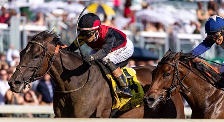 Evanescence prevails in the Thoroughbred Club of America Stakes at Keeneland